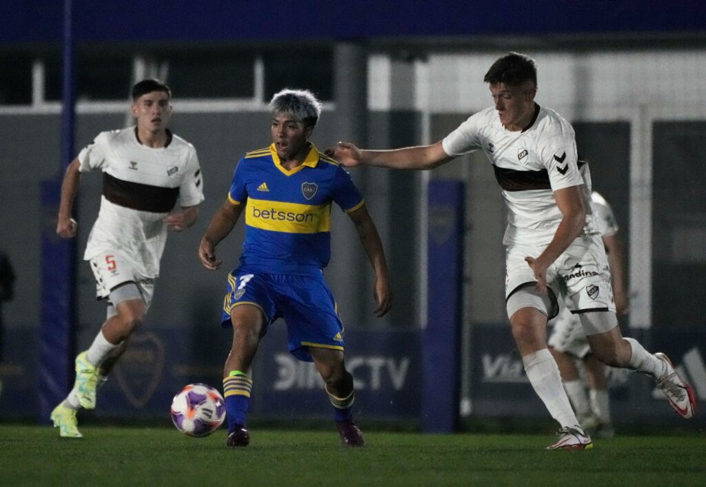 Reserva Boca goleó a Platense en el debut de la Copa de la Liga 4