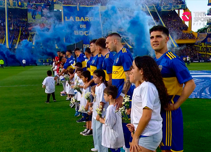 Los cantitos de los hinchas de Boca previo a la final de la Copa