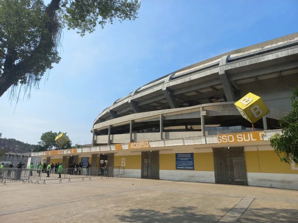 Podría haber cambio de estadio para la final de la Libertadores.