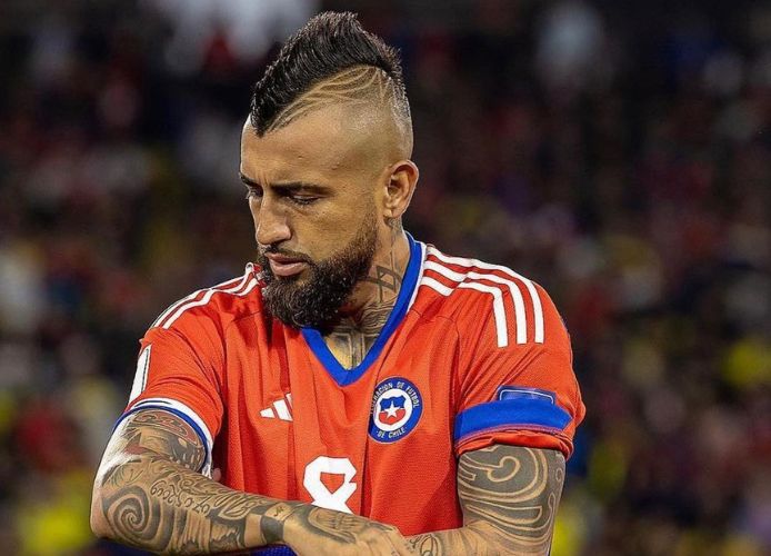 En Chile aseguran que Riquelme quiere a Arturo Vidal en Boca en 2024