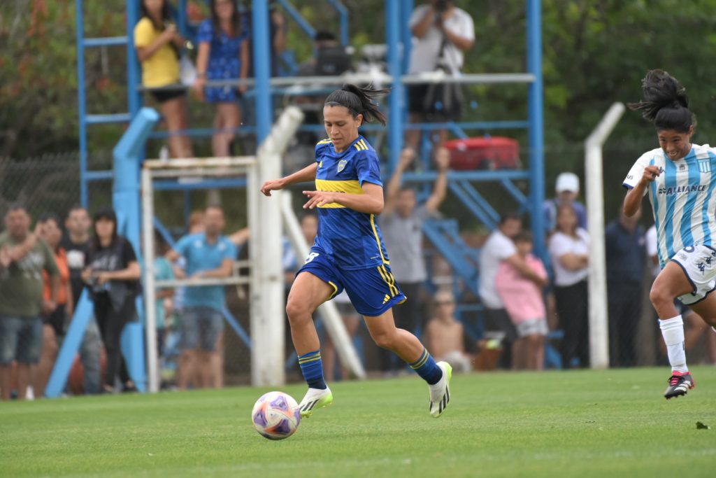 Las Gladiadoras de Boca vencieron 2-0 a Racing y siguen punteras en el torneo femenino