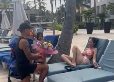 Marcos Rojo le propuso casamiento a su pareja y los hinchas de Boca lo llenaron de mensajes