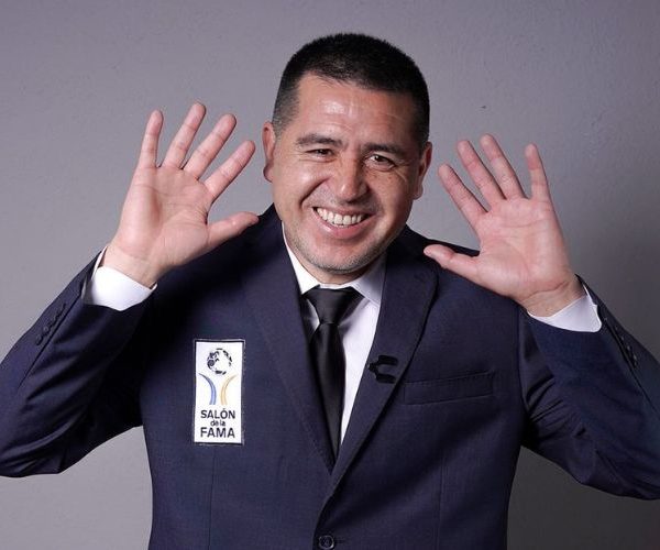 En qué puesto quedó Riquelme en el Salón de la Fama Internacional