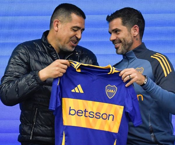 Riquelme lo echó: Gago dejó de ser el DT de Boca