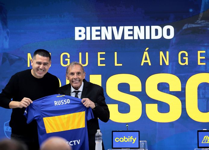 Riquelme sobre Russo: "Presentamos al último DT que nos regaló la Copa"